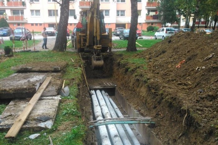 Ilustračný obrázok k článku V Rusovciach budujú novú kanalizáciu. Čakajú nás ďalšie dopravné obmedzenia