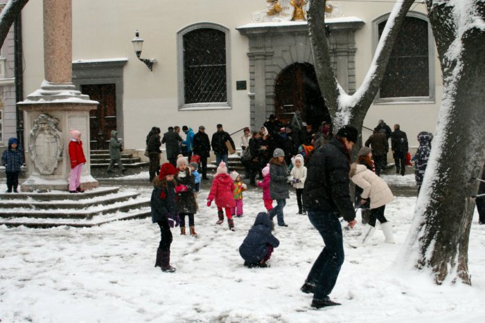 Ilustračný obrázok k článku Prvý sneh v Bratislave: Pozrite si fotoreportáž z bieleho Starého Mesta