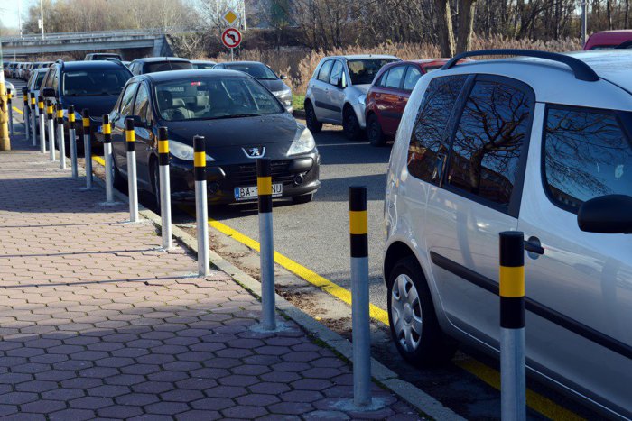 Ilustračný obrázok k článku Petržalčanov trápi parkovanie: So starostom môžu komunikovať prostrednictvom online diskusie