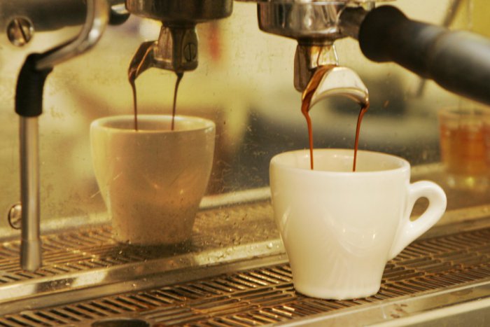 Ilustračný obrázok k článku Ako upravenú kávu máte najradšej? Študenti ukázali čo dokážu, sútažili o najlepšie espresso