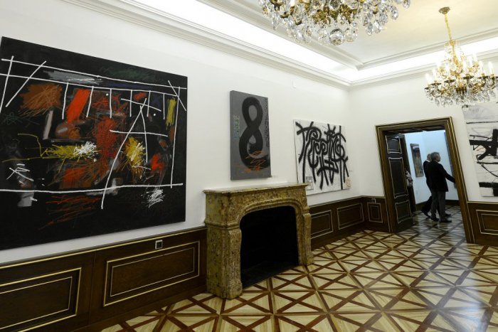 Ilustračný obrázok k článku V Mirbachovom paláci je oddnes jedinečná výstava s názvom 167 250 EUR – 90 diel