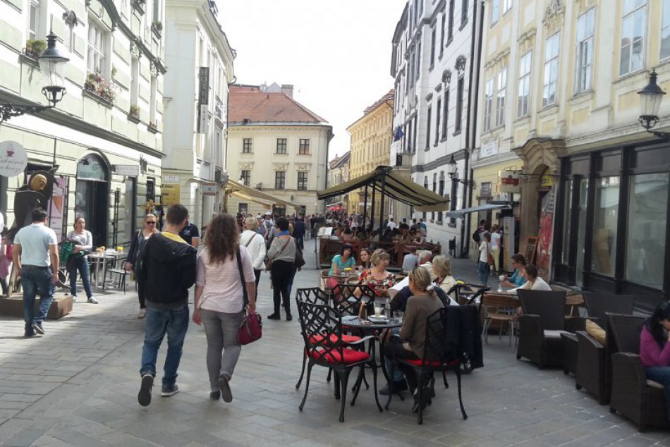 Ilustračný obrázok k článku Bratislava požiada vládu i parlament o preverenie počtu obyvateľov