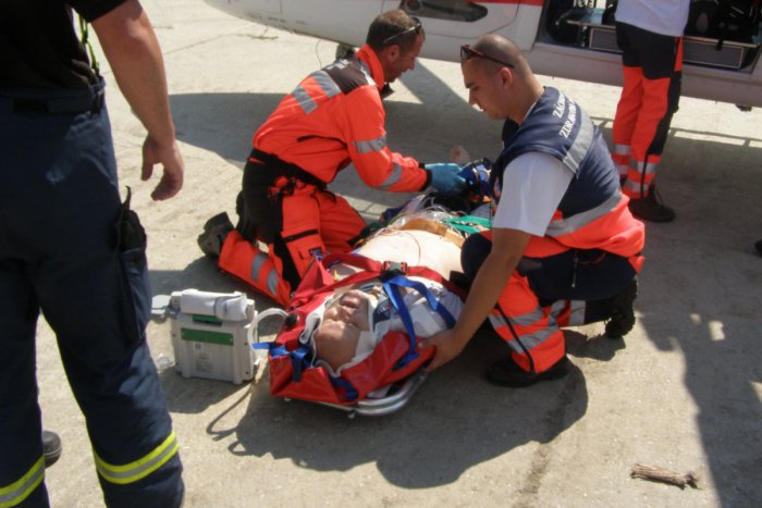 Ilustračný obrázok k článku V Bratislave sa stala tragická dopravná nehoda. Vodič auta skolaboval priamo za volantom