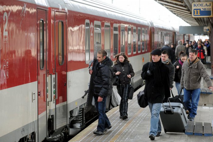 Ilustračný obrázok k článku Veľké sťahovanie národov: V nočných vlakoch z Bratislavy sa už vypredávajú aj ležadlové a lôžkové vozne