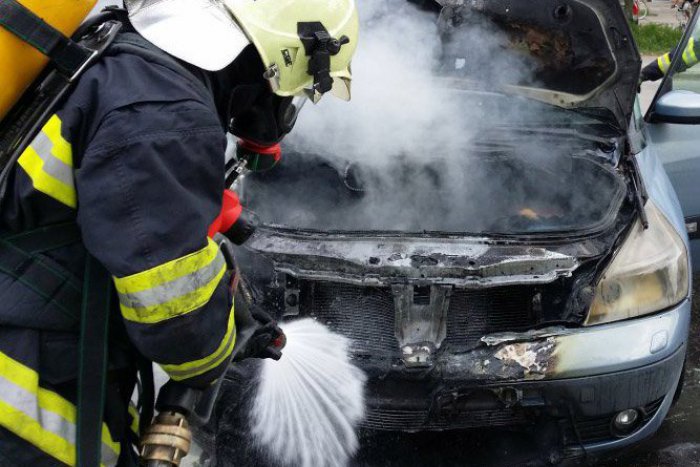 Ilustračný obrázok k článku V Bratislave dnes v noci zhoreli dve autá. Požiar niekto založil úmyselne