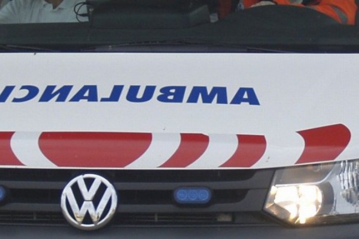 Ilustračný obrázok k článku V Bratislave došlo k zrážke trolejbusu a auta. Ľudia utrpeli ľahšie zranenia