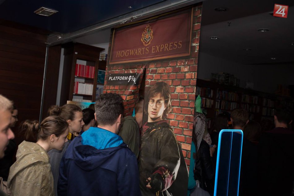 Ilustračný obrázok k článku V priebehu prvej hodiny predaja nového Harryho Pottera sa predalo trojciferné číslo
