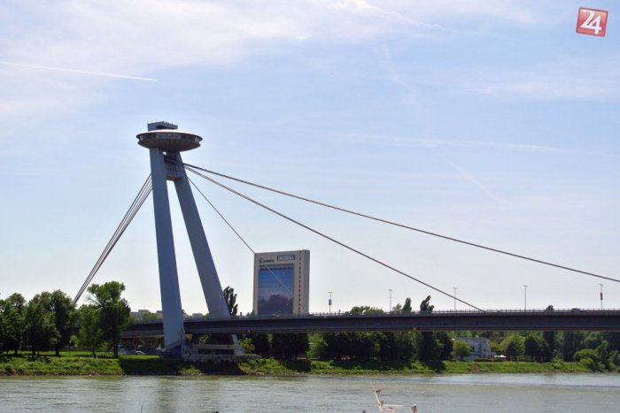 Ilustračný obrázok k článku Dopravná situácia v Bratislave sa neskomplikuje. Rekonštrukciu Mosta SNP odložili