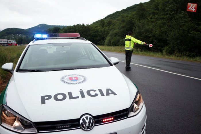 Ilustračný obrázok k článku Pozor na policajné kontroly! Bratislavskí policajti si dnes posvietia na vodičov i chodcov
