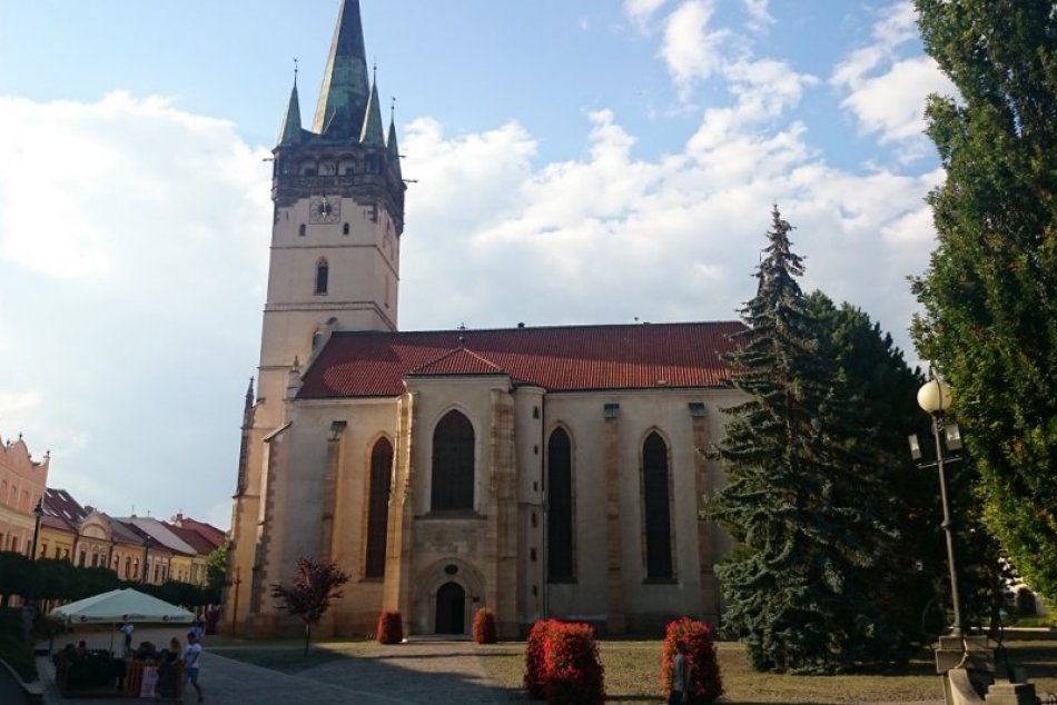 Ilustračný obrázok k článku Hrozná TRAGÉDIA: Muž, ktorý neprežil PÁD z kostolnej veže v Prešove, bol Bratislavčan