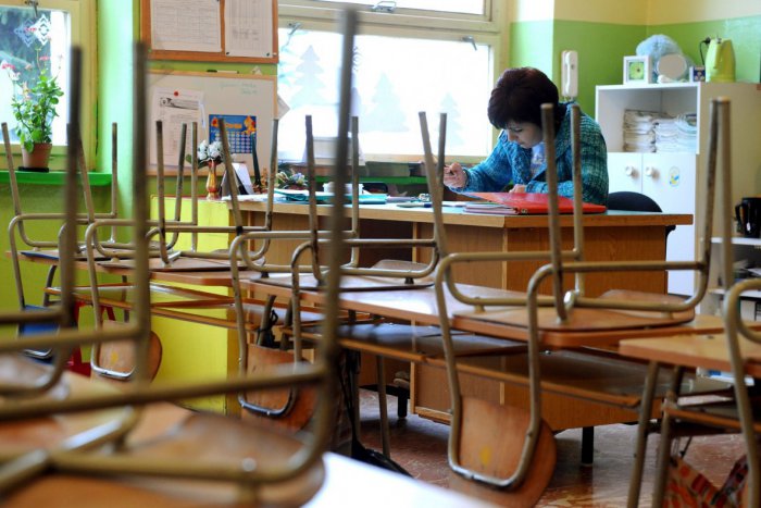 Ilustračný obrázok k článku Chrípka zatvára školy v Bratislavskom kraji. Nariadenie má zamedziť šíreniu nákazy
