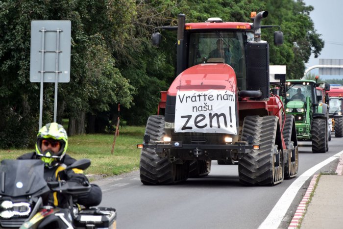 Ilustračný obrázok k článku Polícia je pripravená zakázať protestujúcim poľnohospodárom jazdu v Bratislave