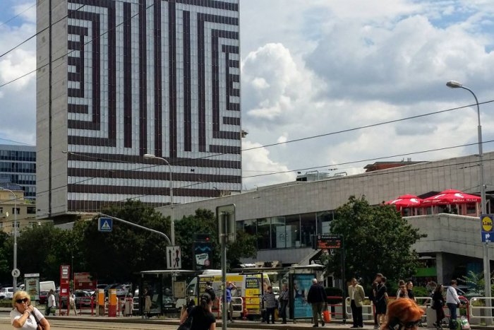 Ilustračný obrázok k článku Urban Art Festival v Bratislave sa pokúsi o prekonanie dáždnikového rekordu