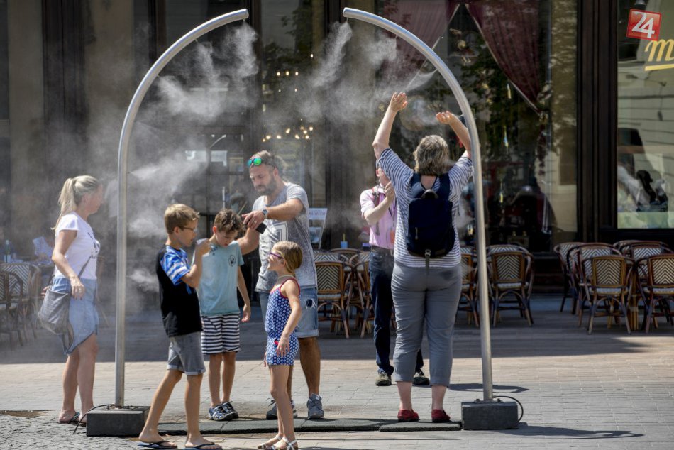 Ilustračný obrázok k článku Bratislava zažíva vlnu horúčav, mesto prijíma opatrenia na ich zmiernenie