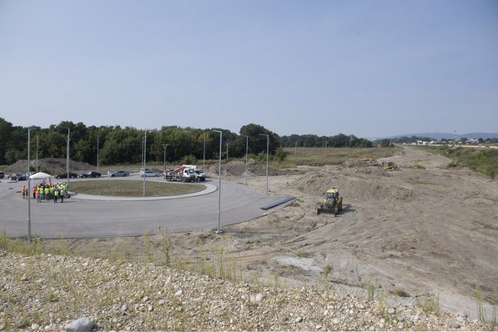 Ilustračný obrázok k článku VIDEO: Na križovatke Triblavina na diaľnici D1 sa opäť pracuje