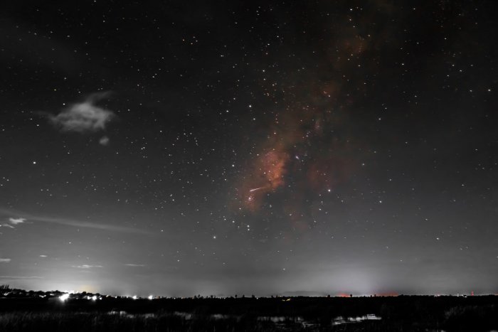 Ilustračný obrázok k článku Počas víkendového astronomického divadla zažiaria Orionidy