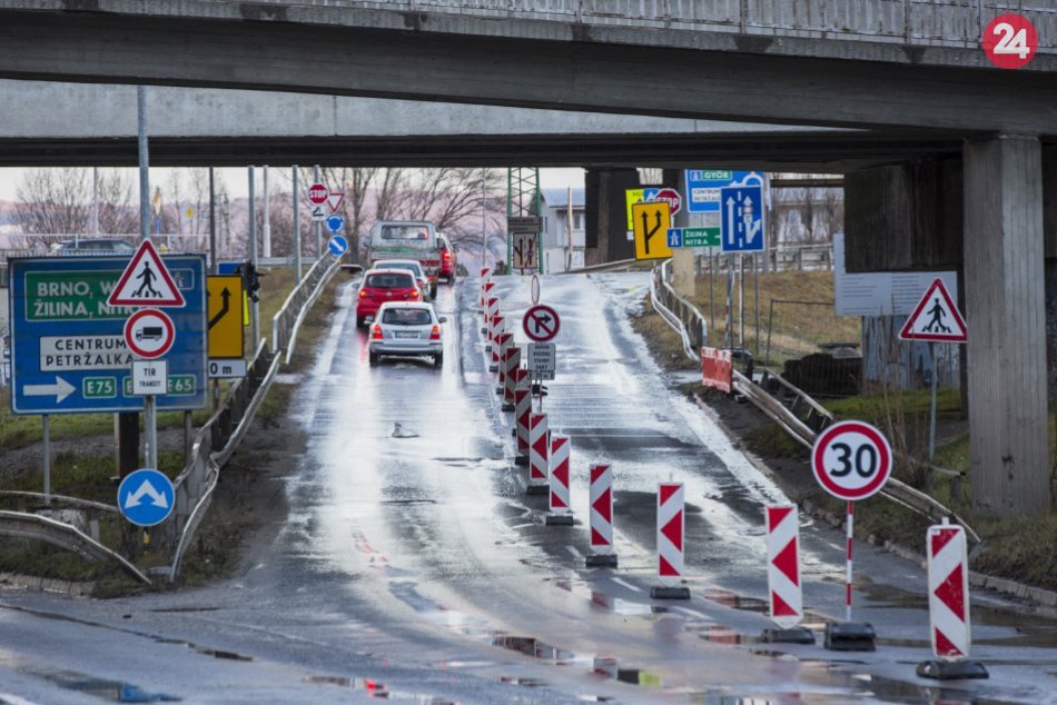 Ilustračný obrázok k článku Neúnosná situácia v Prievoze: Vyrieši dopravu na kritických miestach TENTO projekt?