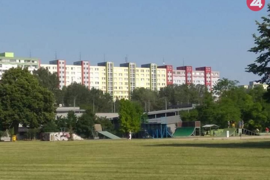 Ilustračný obrázok k článku Nové škôlky či parkovisko pri Miletičke: Bratislava zverí mestským častiam pozemky a stavby
