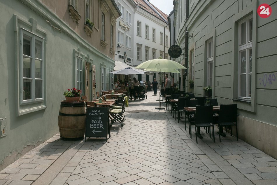 Ilustračný obrázok k článku FOTO: Malebná ulička v centre Bratislavy sa dočká vynovenej dlažby