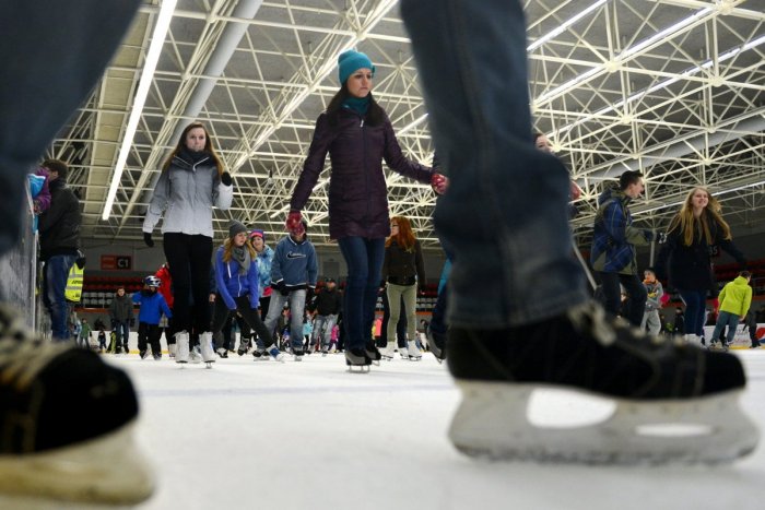 Ilustračný obrázok k článku Hor sa na ľad! Na zimných štadiónoch sa začína korčuliarska zimná sezóna