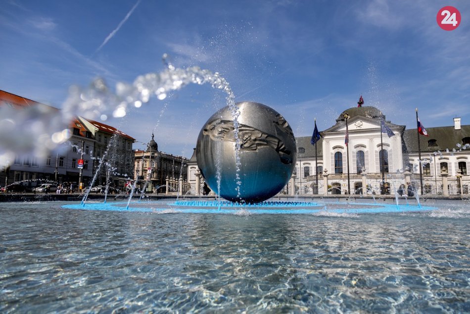 Ilustračný obrázok k článku Osvieženie vo fontáne láka najmä počas horúčav. V Bratislave vás však môže vyjsť DRAHO