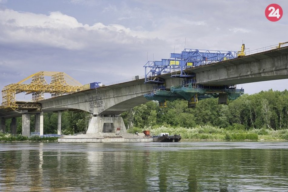 Ilustračný obrázok k článku Aký bude názov šiesteho mostu cez Dunaj? Pomôžte aj vy s jeho výberom!