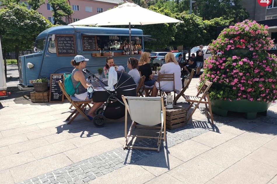 Ilustračný obrázok k článku Tipy na víkend: Zo Susedského dňa si odskočte na chutný Street food na Duláku či burzu na dostižke