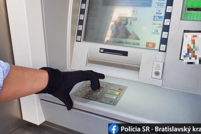 Ilustračný obrázok k článku Kuriózna krádež: Z bankomatu záhadne zmizlo 60-tisíc!