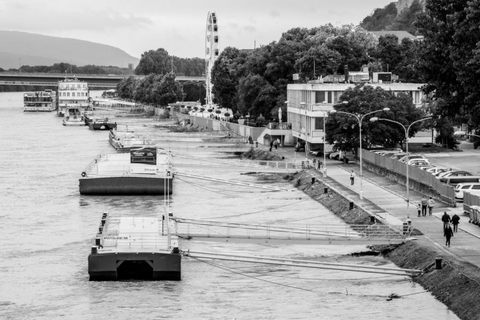Ilustračný obrázok k článku Dunaj hrozivo stúpa: Bratislave hrozí povodeň + FOTO