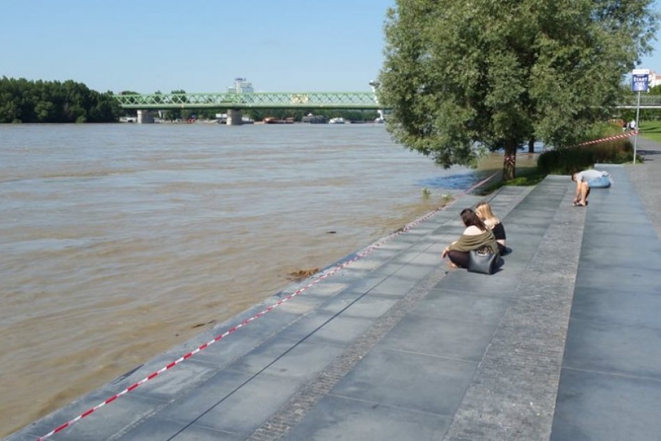 Ilustračný obrázok k článku FOTO: Hladina Dunaja STÚPA. Vodohospodári vysvetľujú, či je dôvod na PANIKU
