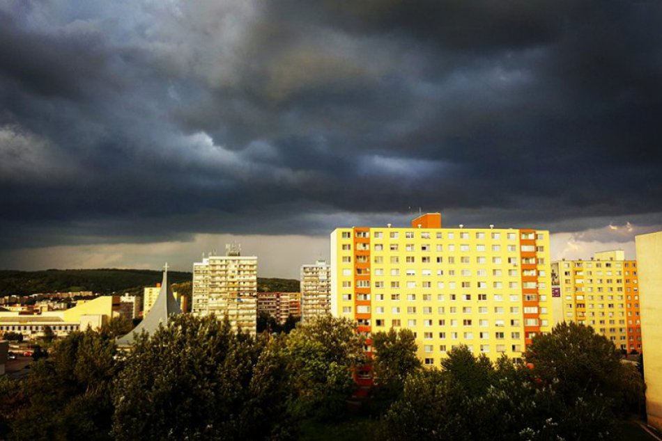 Búrka v Bratislavskom kraji