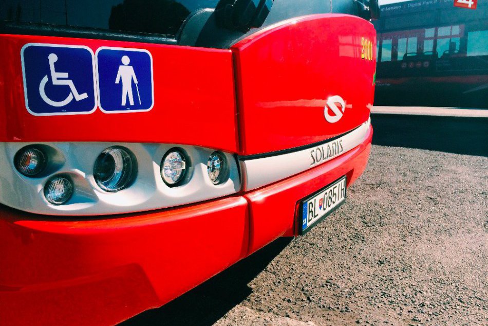 Autobus MHD 2