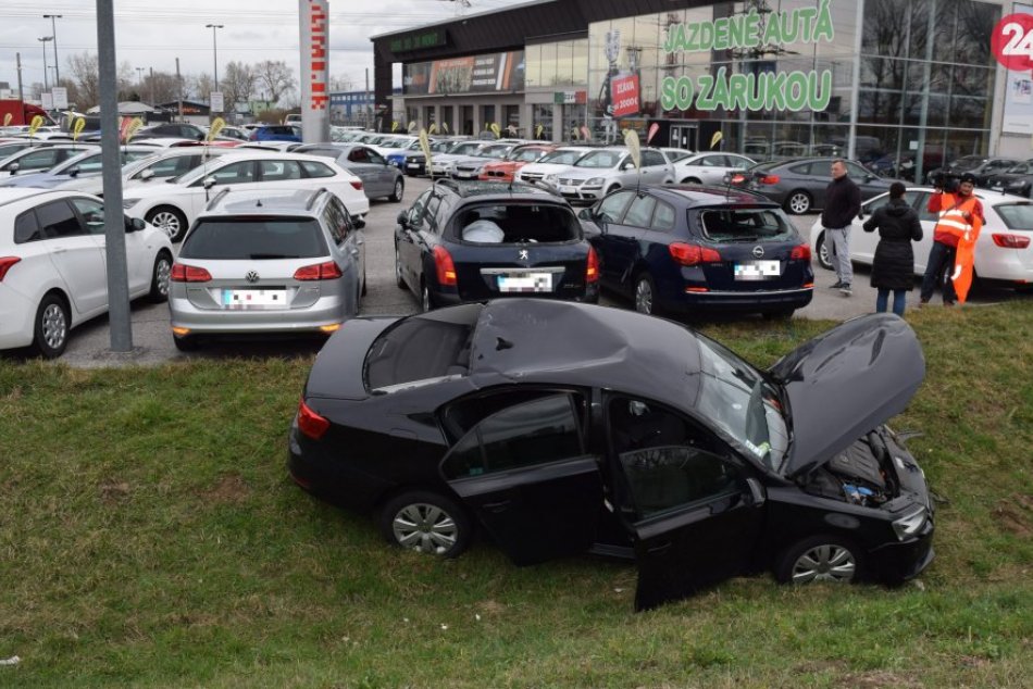 Nehoda na diaľničnom obchvate v Bratislave
