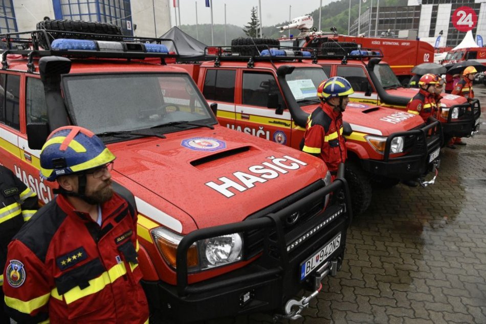Vďaka špeciálnym automobilom sa hasiči dostanú do vysokohorského terénu