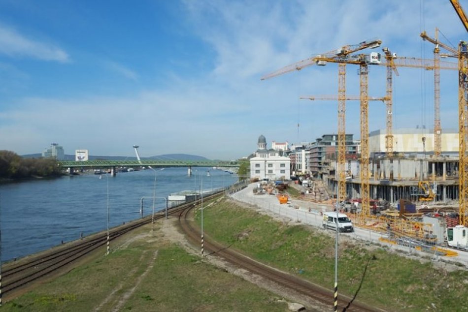 Stavba Eurovea II, apríl 2021