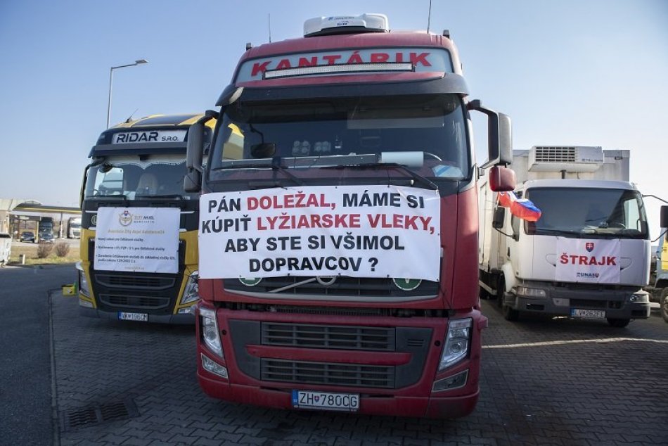 Protest Únie autodopravcov Slovenska v Bratislave